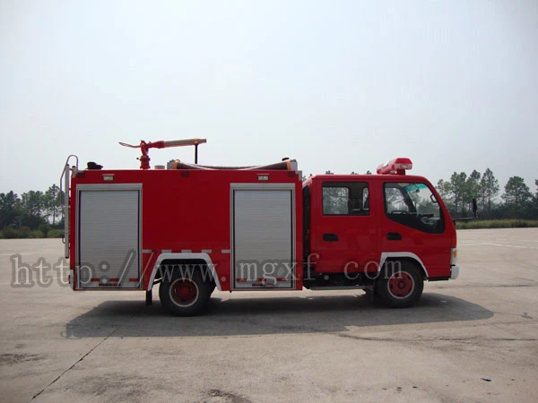 2000L軽量泡タンク消防車
